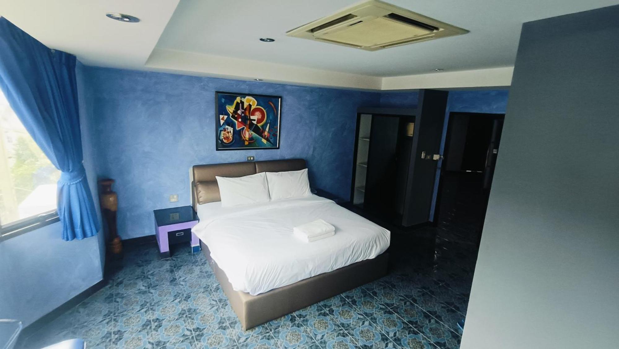 Koenig Hotel Pattaya Near Walking Street ภายนอก รูปภาพ